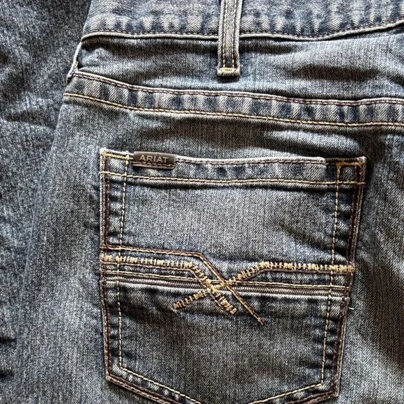 Ariat Men's Classic Indigo Straight Jeans M4 Relaxed Straight Leg sz 40 long 30 - Picture 5 of 7